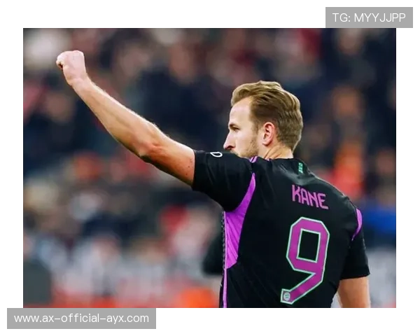 凯恩禁区前摆脱后精准送出直塞,拜仁攻势全面提速 凯恩禁区前摆脱后精准送出直塞,拜仁攻势全面提速